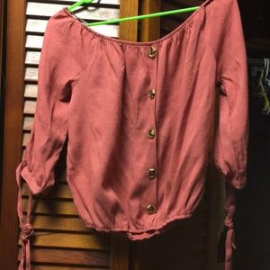 Pink off the shoulder blouse 😍